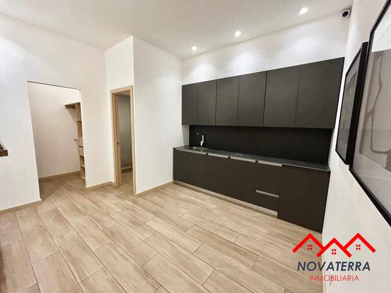 Apartamentos de lujo en Zona 13 Guatemala con cocina moderna de cuarzo y muebles LED en proyecto residencial premium