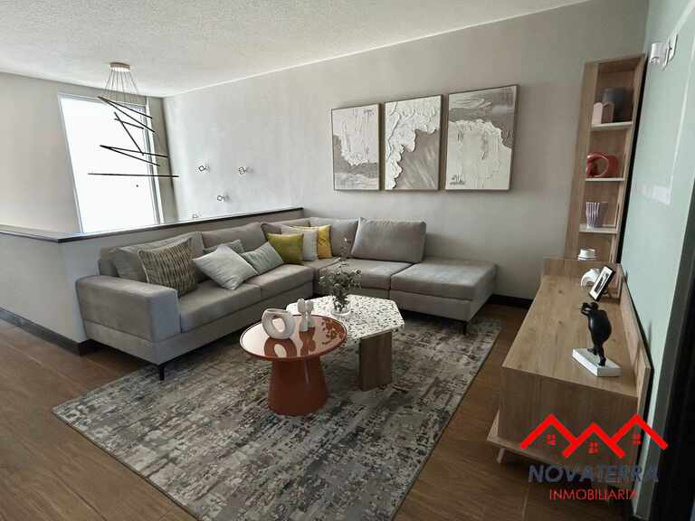 Casa modelo Cortijo 3 - Exclusivo residencial en Km 18.5 San José Pinula. 3 dormitorios, 3.5 baños, cocina integrada, jardín privado y carport para 2 autos. Amenidades: área BBQ y seguridad 24/7
